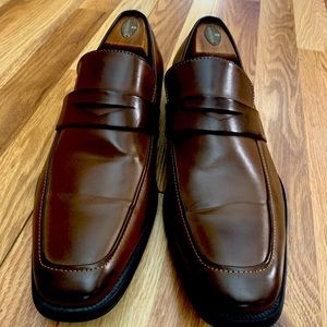 Georgia Brutini men’s leather loafers size 13.  Lightly worn. Great looking shoe